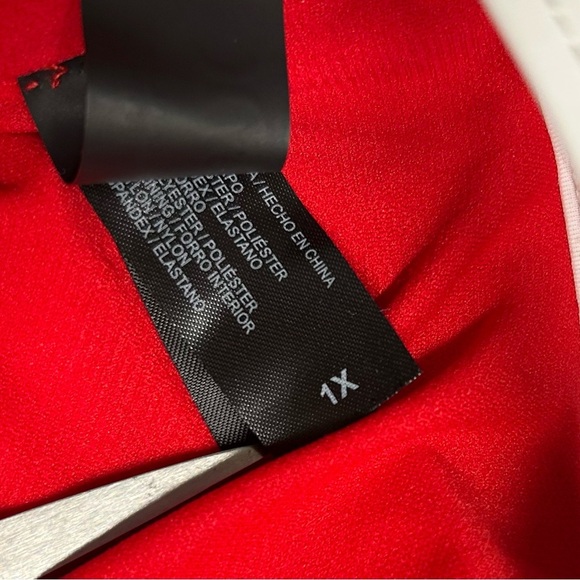 Hurley Red & White Logo One-Piece Swimsuit 1X NWT - Picture 5 of 9